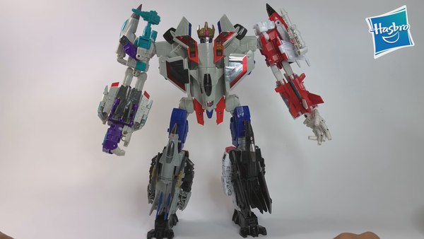 Power Of The Prime Starscream Voyager In Hand Look With Video And Screencaps 47 (47 of 50)